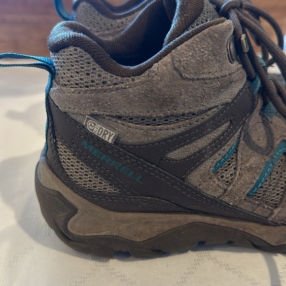 MERRELL WOMENS BOULDER J09526 HIKING BOOTS‎ SIZE 5 - Picture 2 of 8